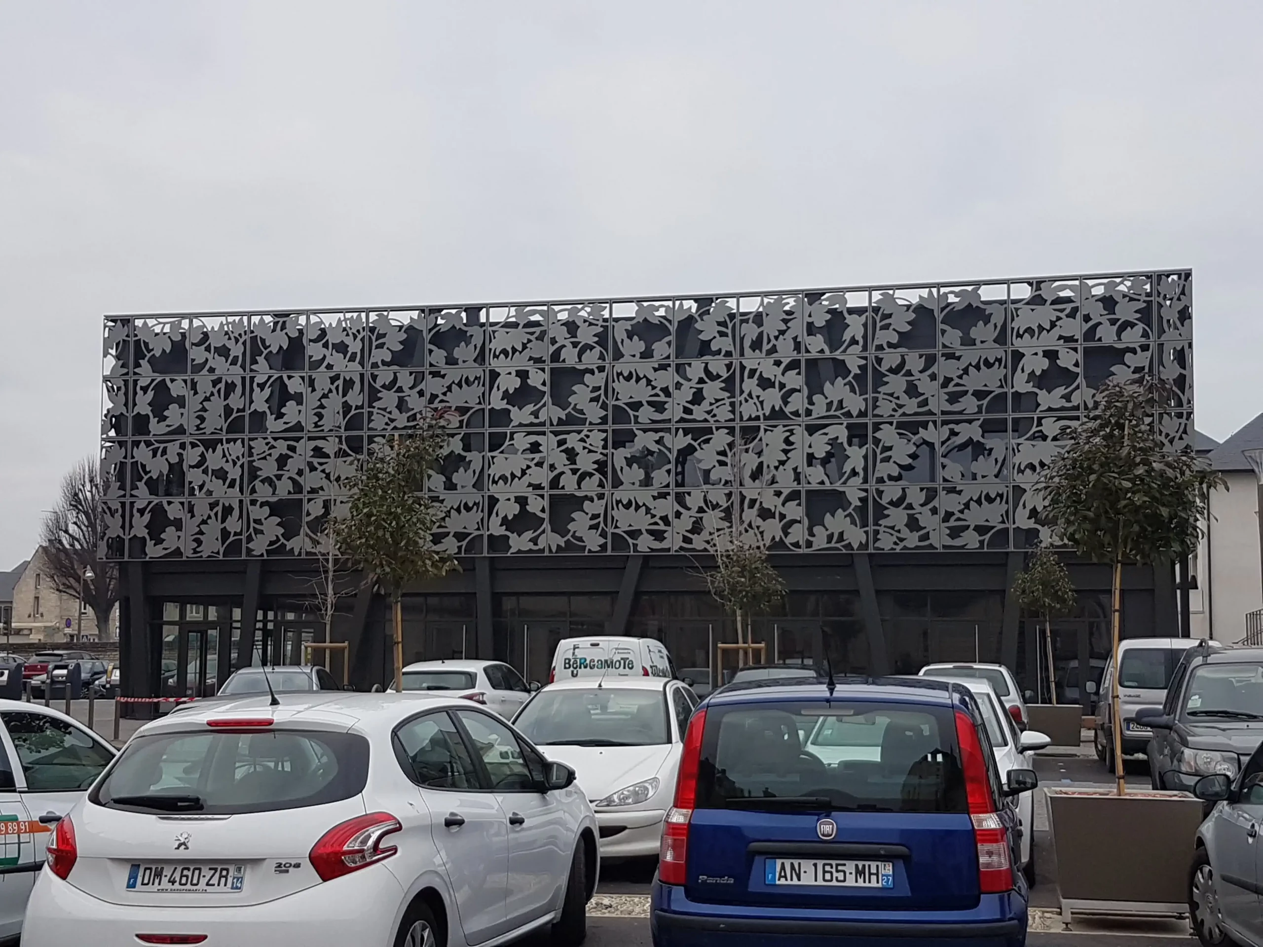 Bâtiment industriel à Douvres la délivrande