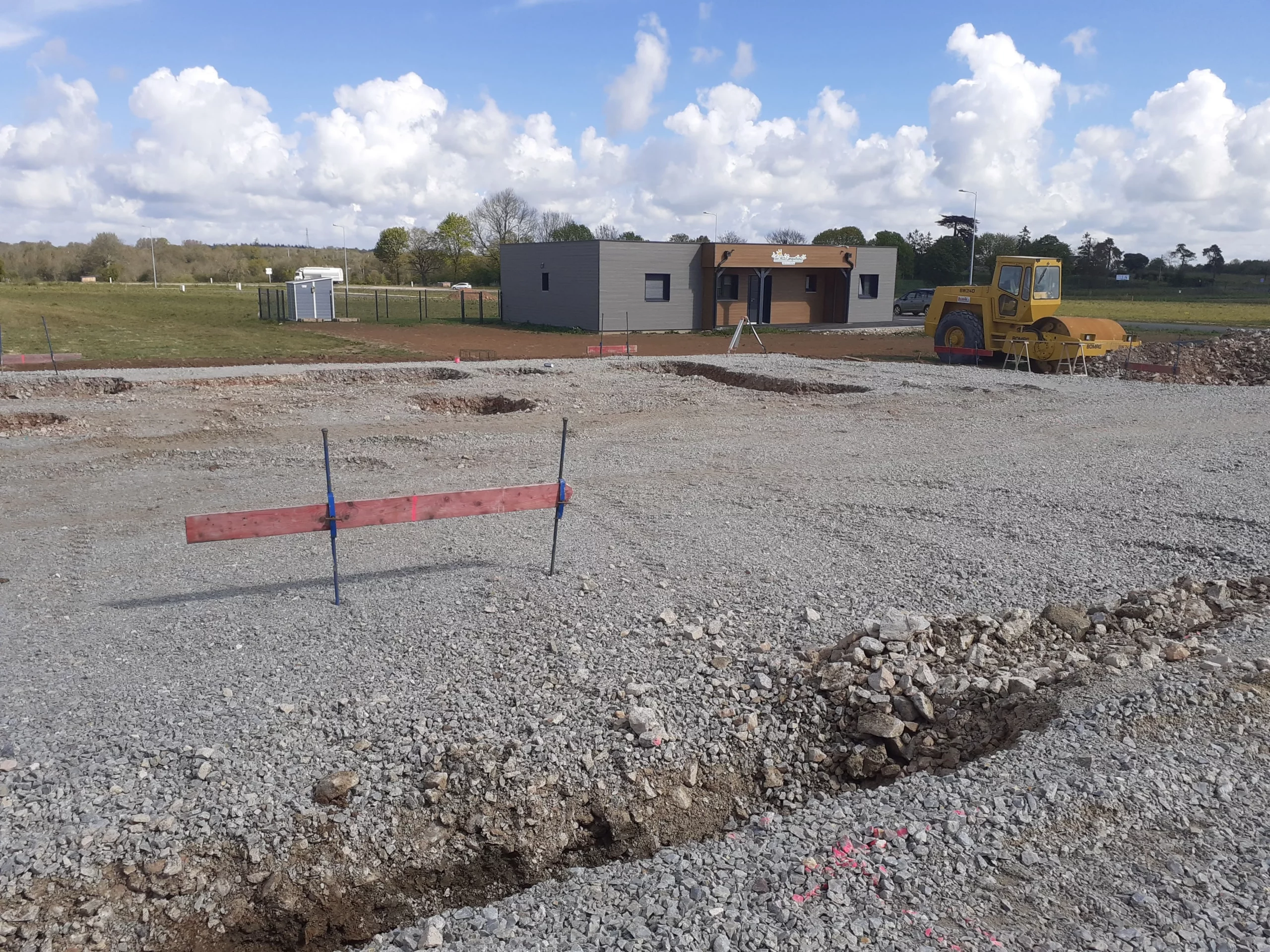 Ateliers Relais à Saint Martin de Mieux en chantier