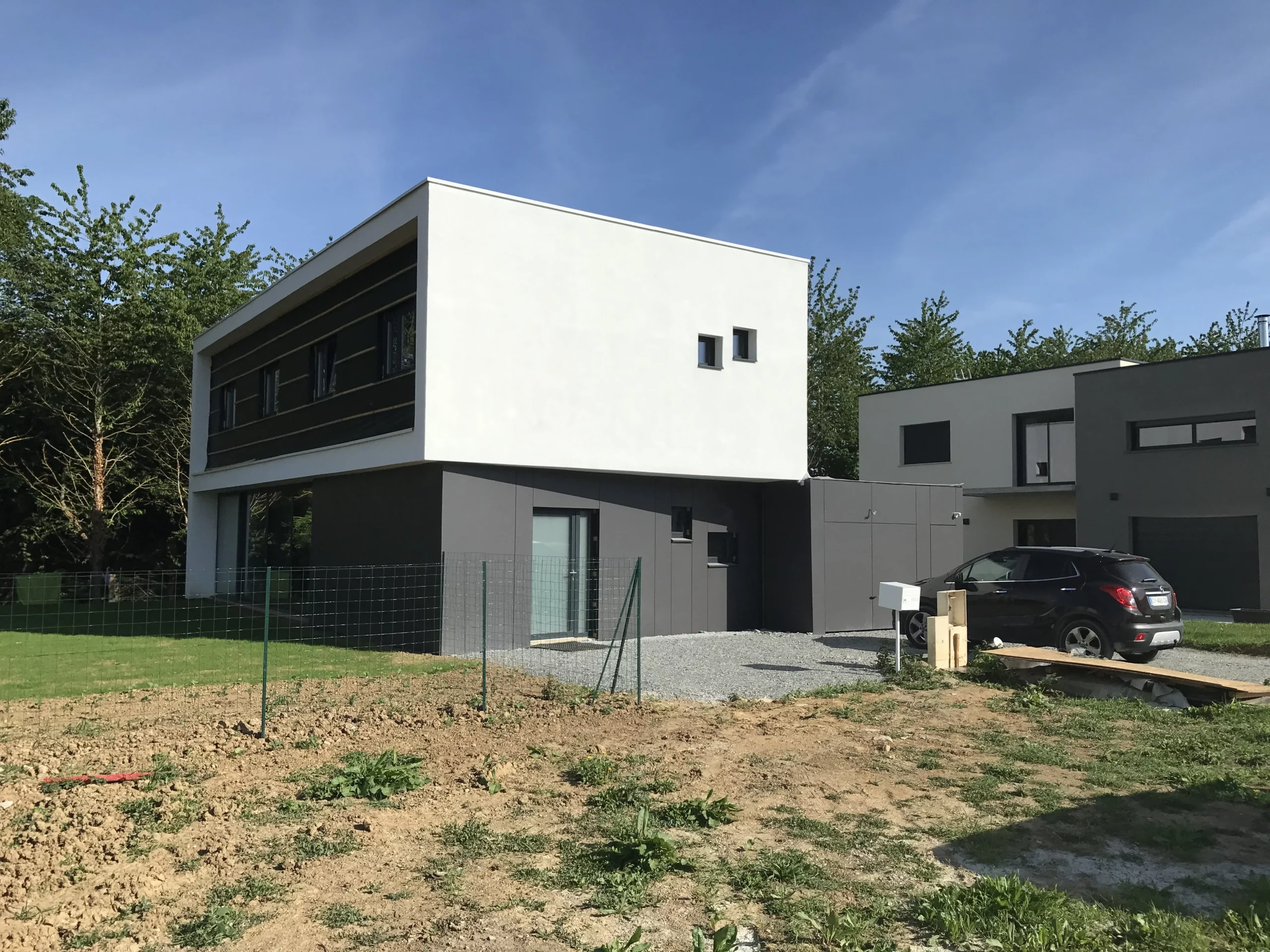 La maison d'architecte neuve à Saint-Arnoult