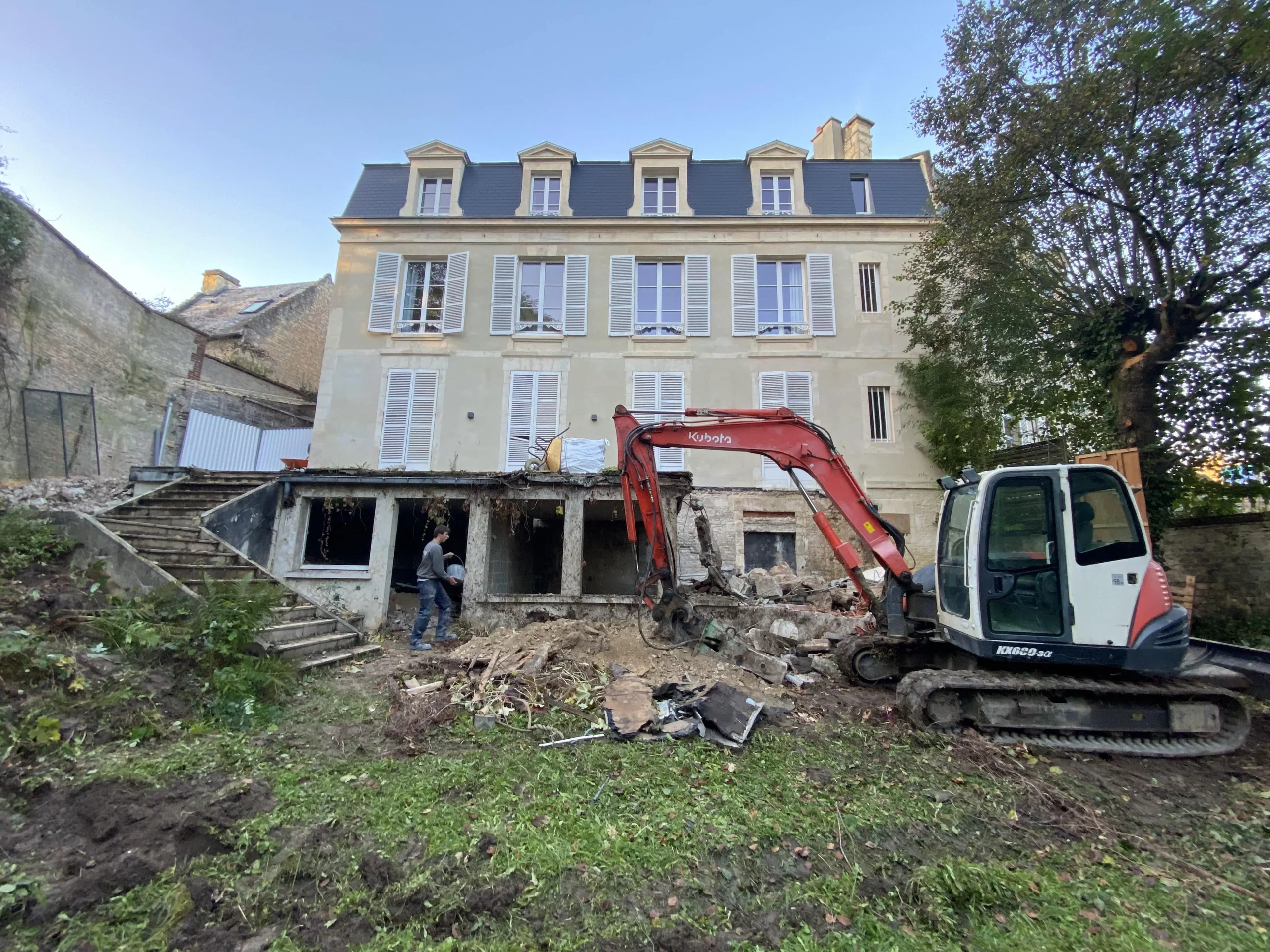 Vue d'ensemble de la maison au début du chantier
