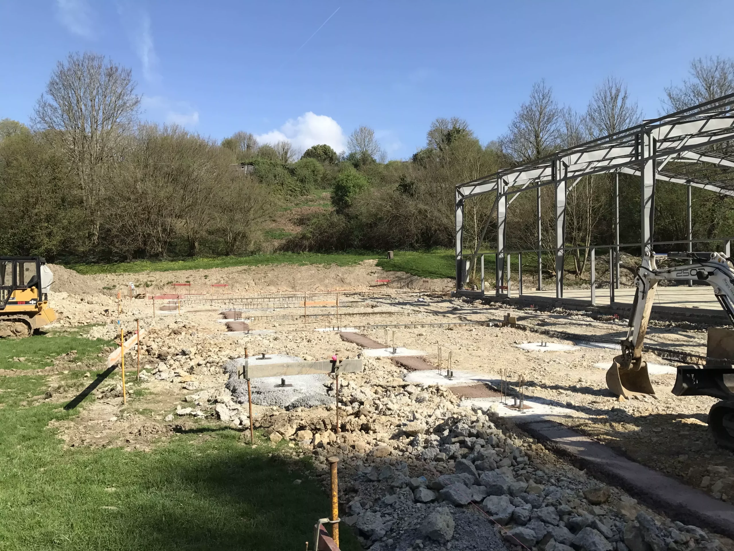 La salle de sport du Collège Notre-Dame de Lisieux au début du chantier
