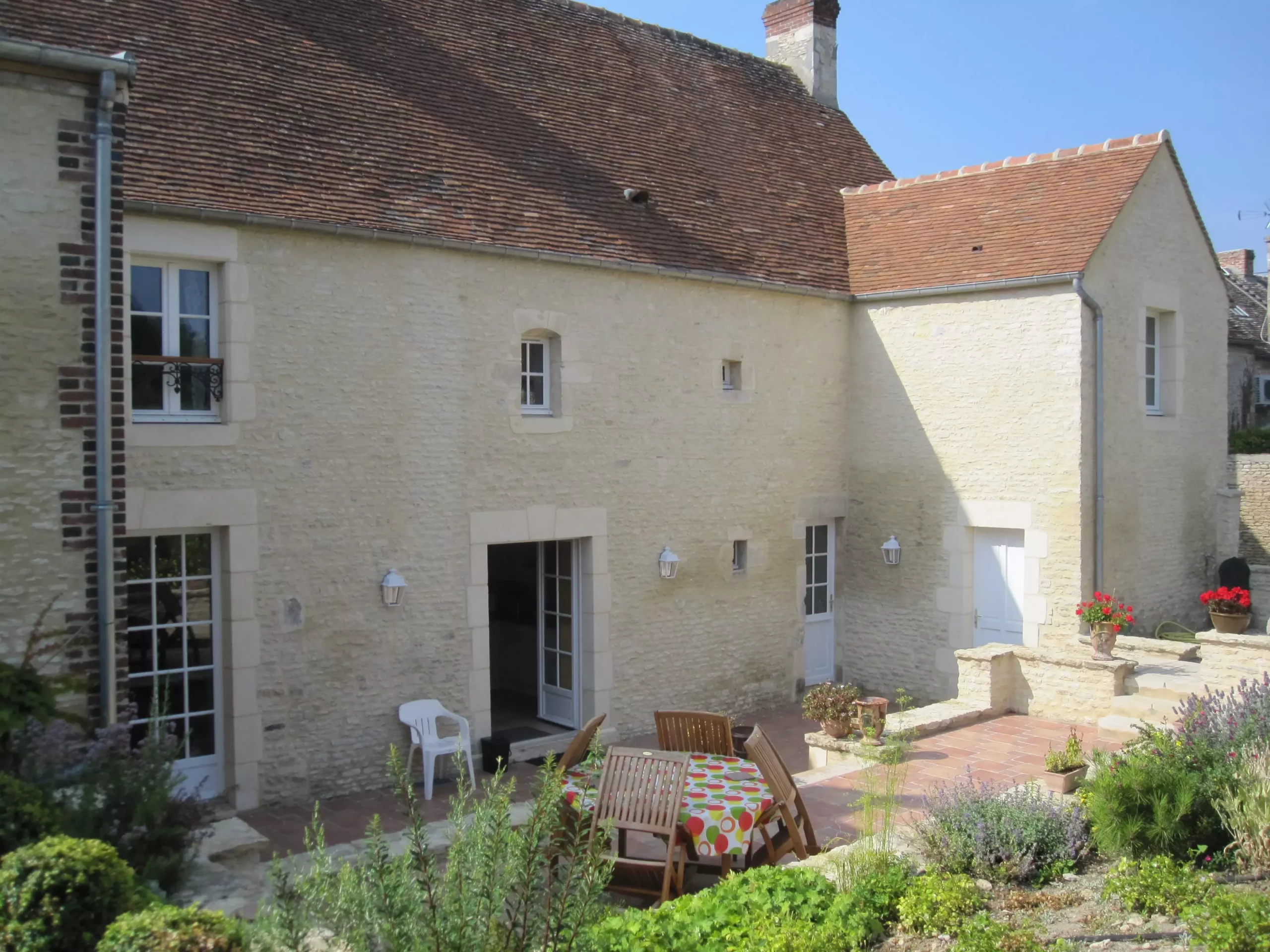 Création d’ouvertures et réfection de la façade à Damblainville