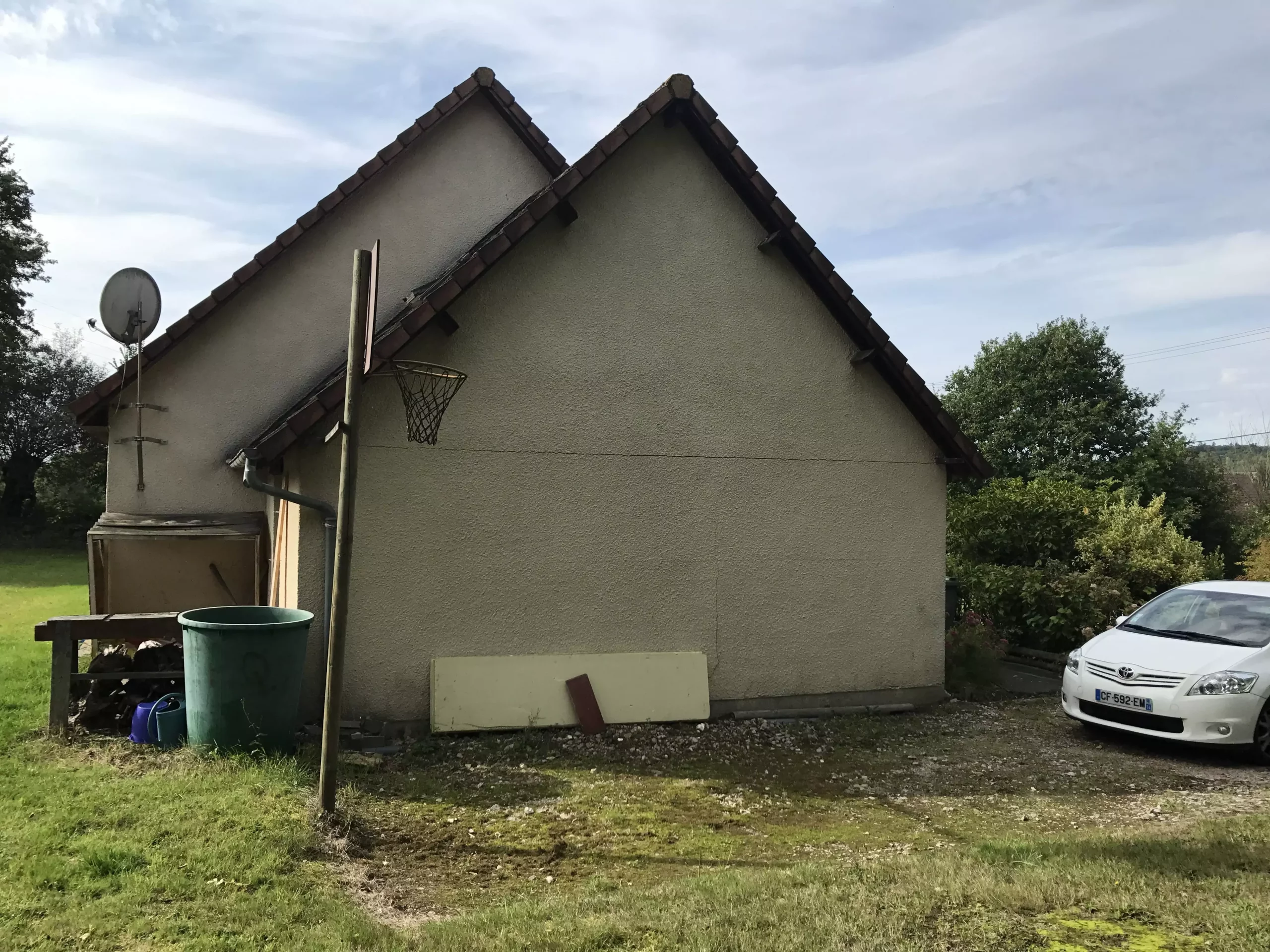 La maison avant les travaux de reprises en sous-oeuvre