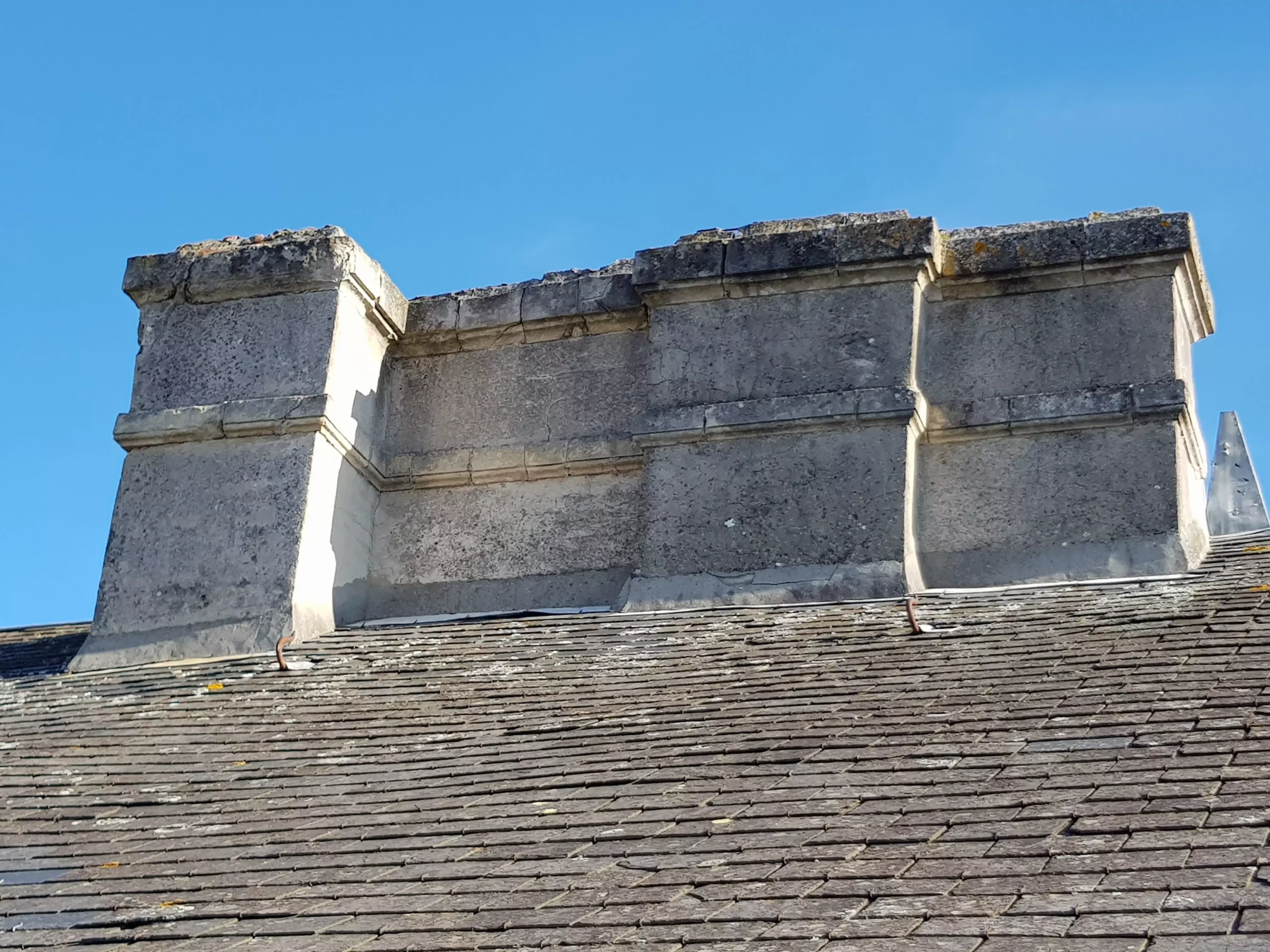 Cheminée avant les rénovations
